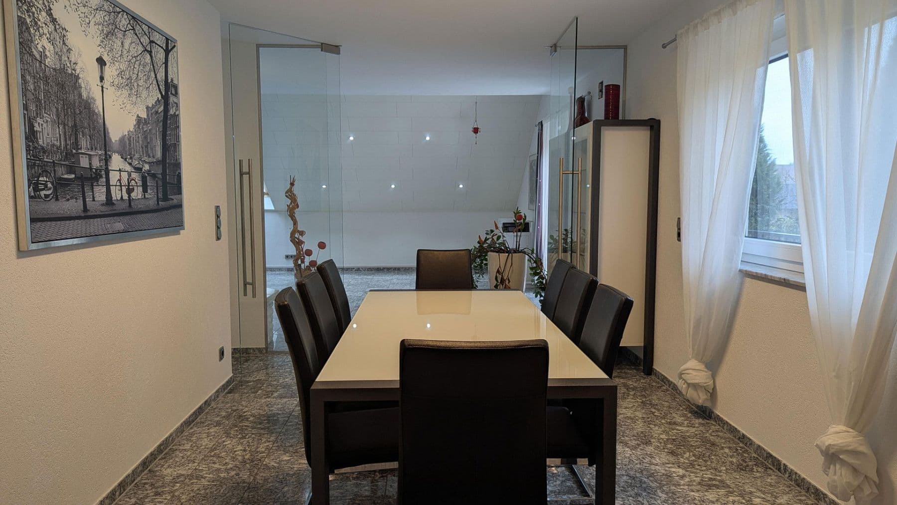 Pronájem bytu 4+1 186 m², Flörsheim-Dalsheim, Porýní-Falc Pronájem bytu 4+1 186 m², Flörsheim-Dalsheim, Porýní-Falc