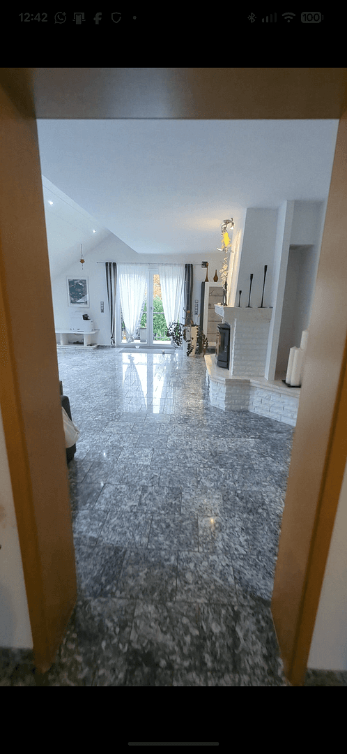 Pronájem bytu 4+1 186 m², Flörsheim-Dalsheim, Porýní-Falc Pronájem bytu 4+1 186 m², Flörsheim-Dalsheim, Porýní-Falc