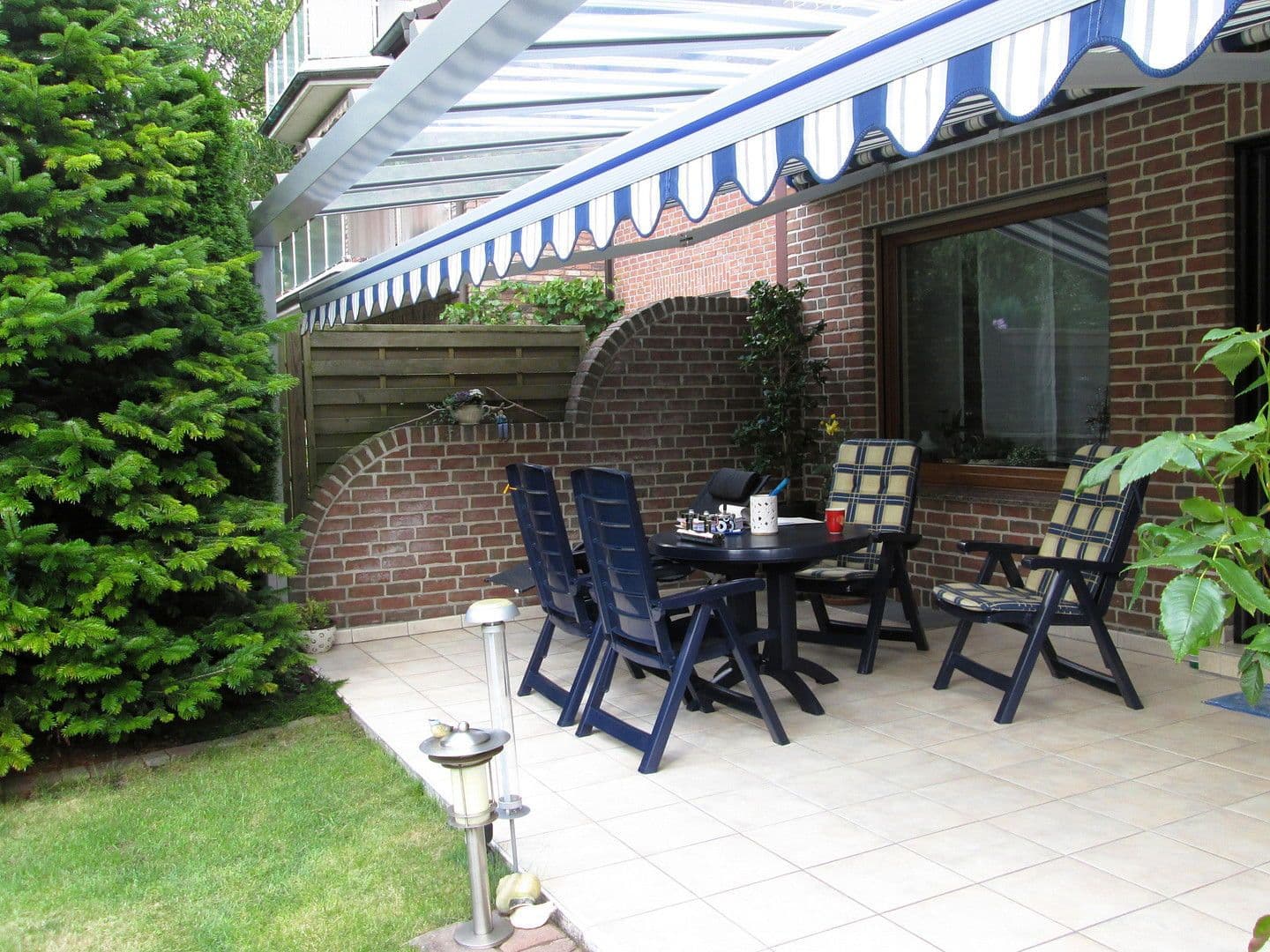 Prodej domu 231 m², pozemek 371 m², Dinslaken, Severní Porýní-Vestfálsko Prodej domu 231 m², pozemek 371 m², Dinslaken, Severní Porýní-Vestfálsko