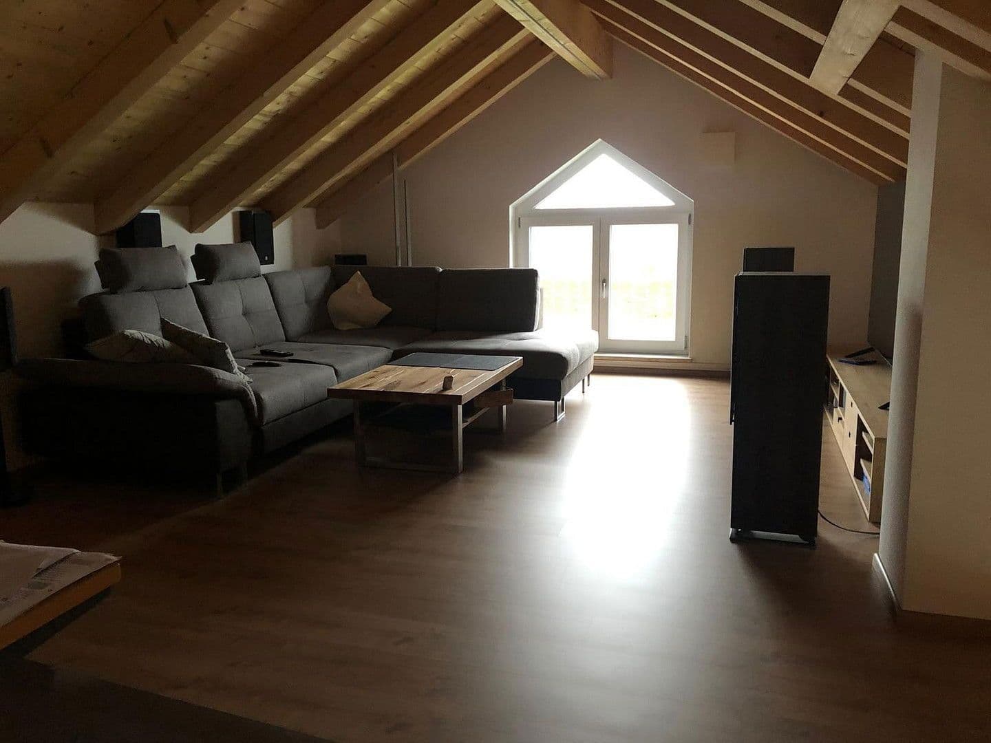 Prodej bytu 3+1 100 m², Sonnenblumenstraße 19, Unterneukirchen, Bavorsko Prodej bytu 3+1 100 m², Sonnenblumenstraße 19, Unterneukirchen, Bavorsko