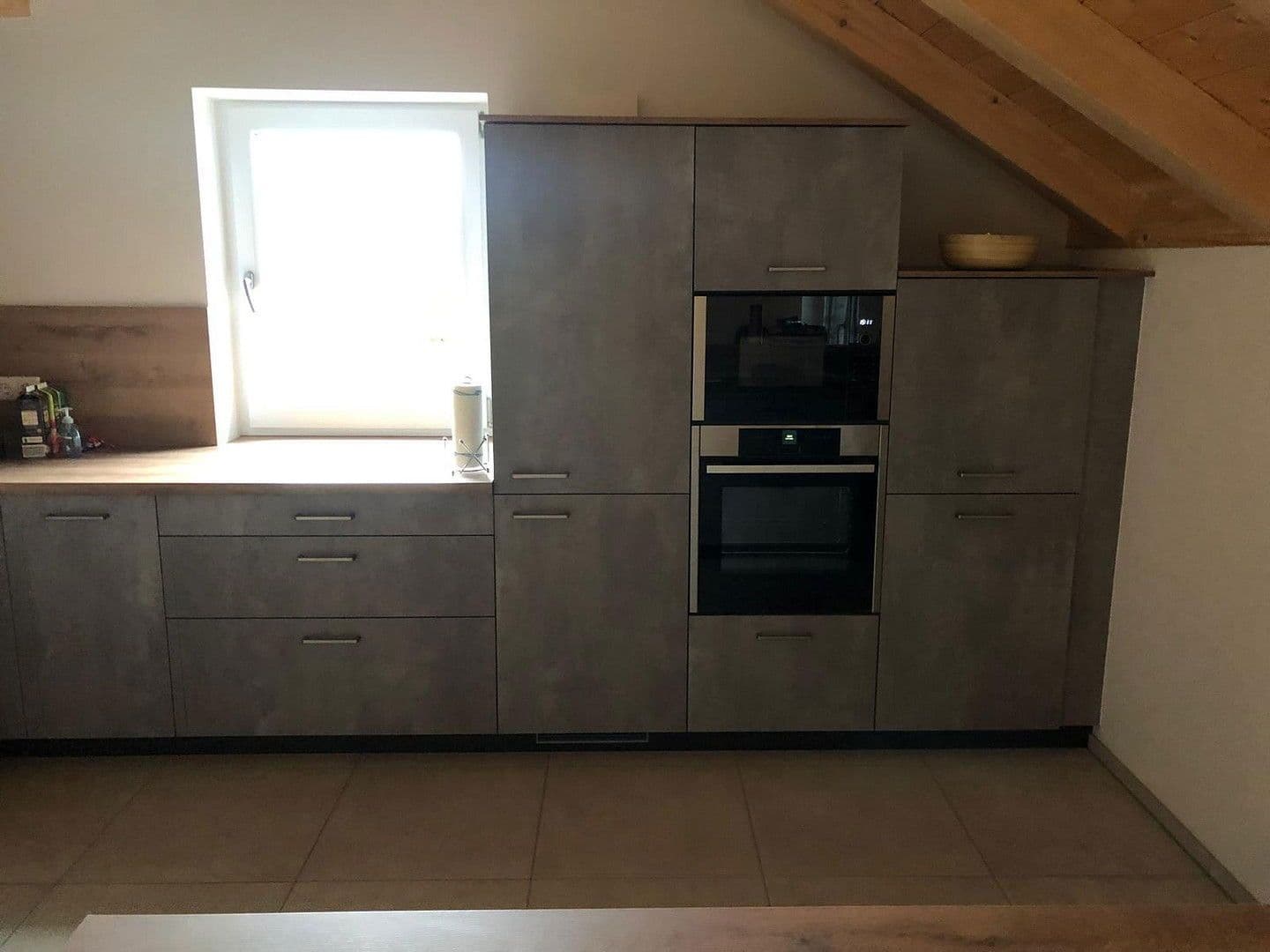 Prodej bytu 3+1 100 m², Sonnenblumenstraße 19, Unterneukirchen, Bavorsko Prodej bytu 3+1 100 m², Sonnenblumenstraße 19, Unterneukirchen, Bavorsko