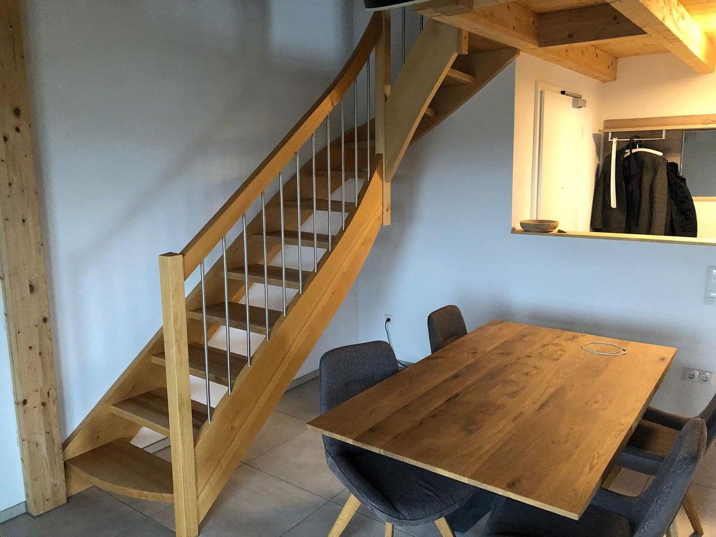 Prodej bytu 3+1 100 m², Sonnenblumenstraße 19, Unterneukirchen, Bavorsko Prodej bytu 3+1 100 m², Sonnenblumenstraße 19, Unterneukirchen, Bavorsko