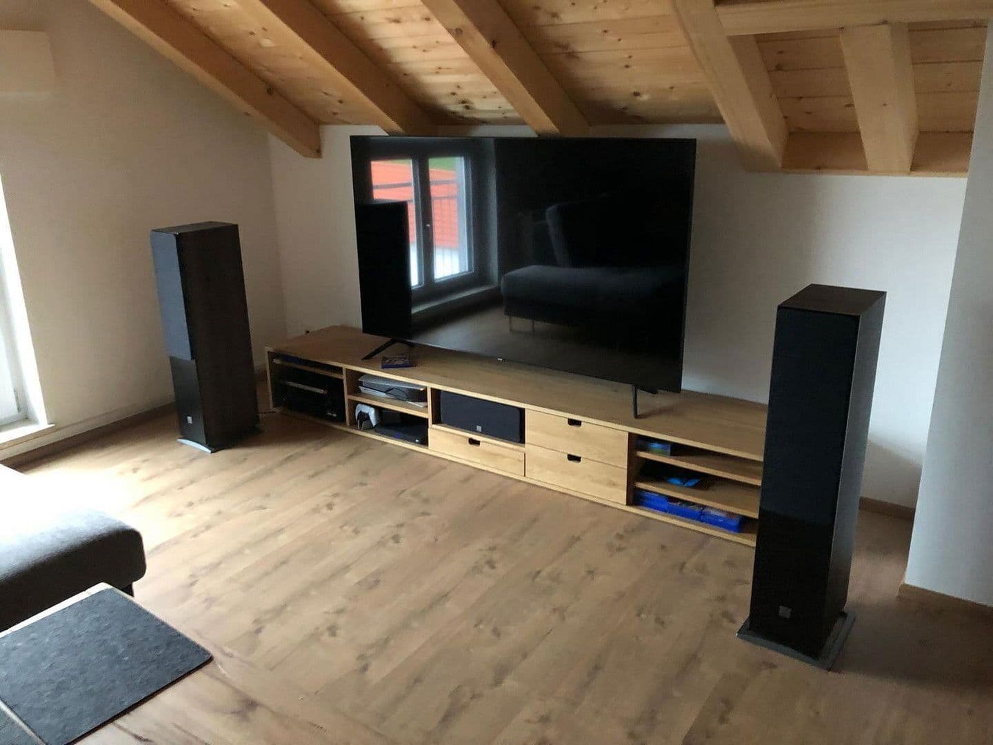 Prodej bytu 3+1 100 m², Sonnenblumenstraße 19, Unterneukirchen, Bavorsko Prodej bytu 3+1 100 m², Sonnenblumenstraße 19, Unterneukirchen, Bavorsko