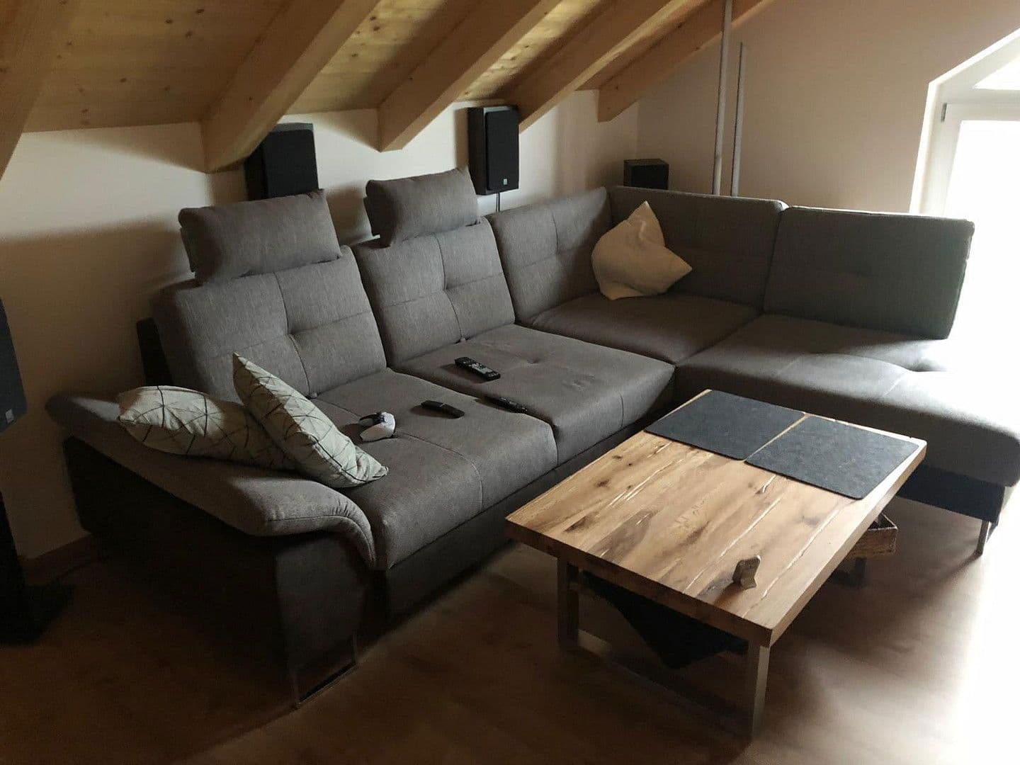 Prodej bytu 3+1 100 m², Sonnenblumenstraße 19, Unterneukirchen, Bavorsko Prodej bytu 3+1 100 m², Sonnenblumenstraße 19, Unterneukirchen, Bavorsko