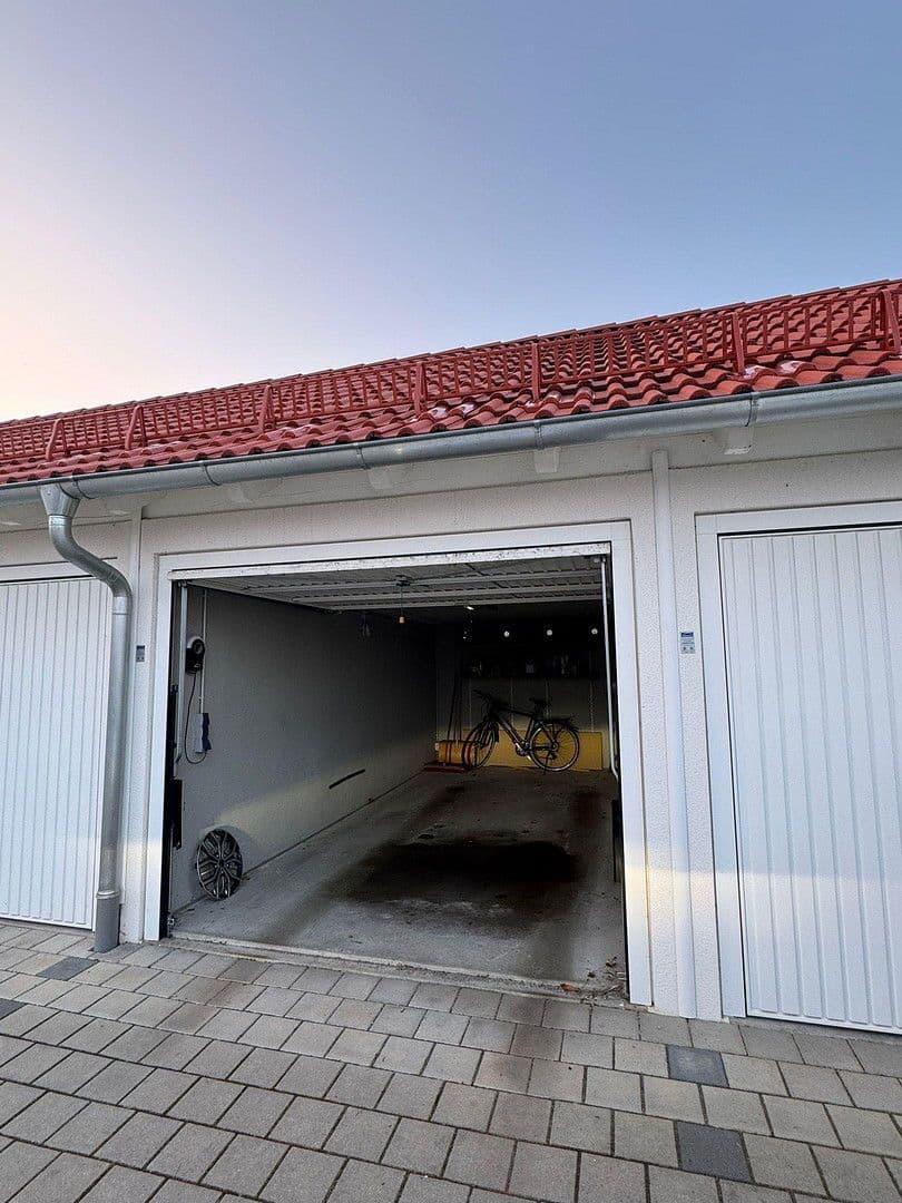 Prodej bytu 3+1 100 m², Sonnenblumenstraße 19, Unterneukirchen, Bavorsko Prodej bytu 3+1 100 m², Sonnenblumenstraße 19, Unterneukirchen, Bavorsko