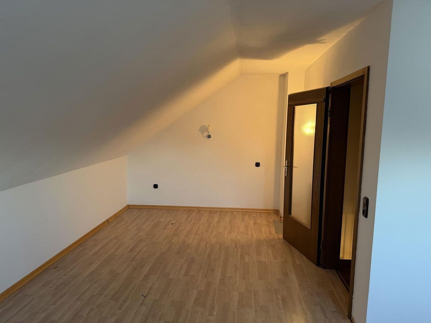 Prodej domu 114 m², pozemek 135 m², Allershausen, Bavorsko Prodej domu 114 m², pozemek 135 m², Allershausen, Bavorsko