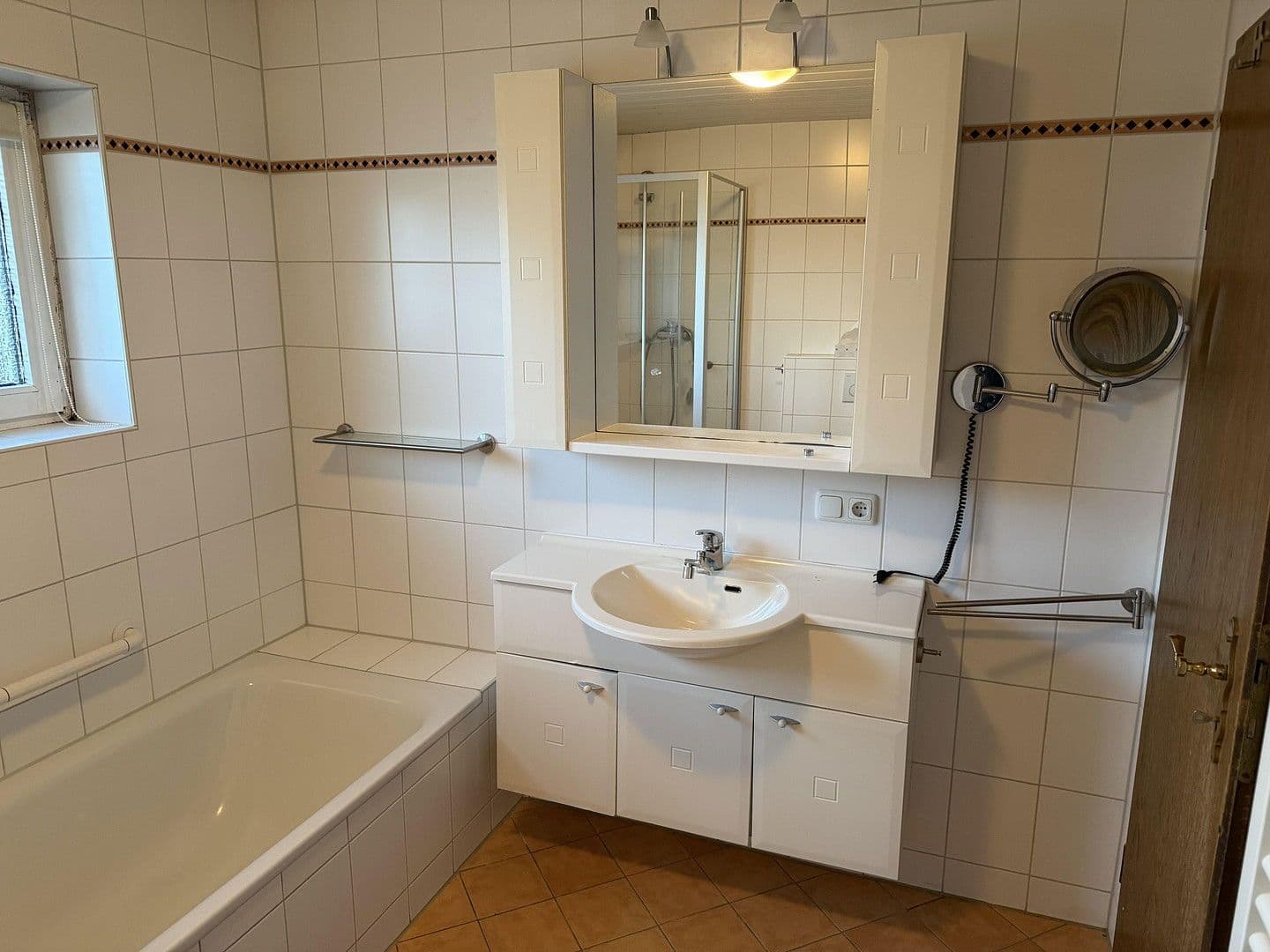 Prodej domu 114 m², pozemek 135 m², Allershausen, Bavorsko Prodej domu 114 m², pozemek 135 m², Allershausen, Bavorsko
