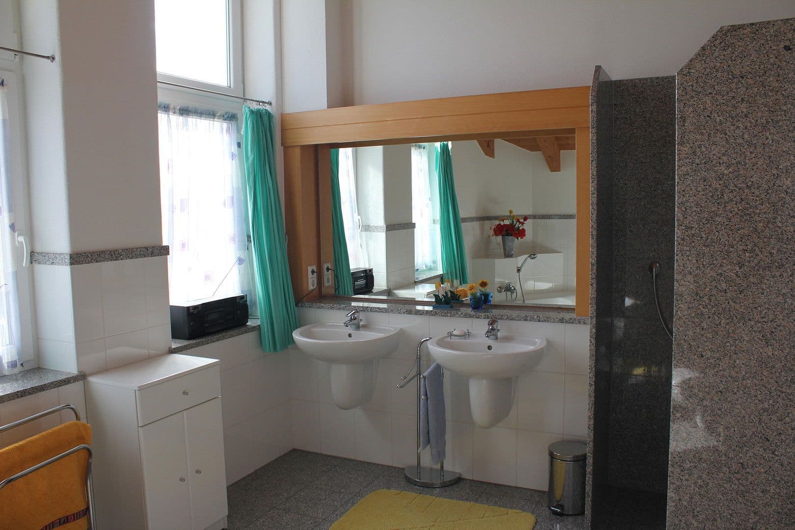 Prodej domu 180 m², pozemek 698 m², Schernfeld, Bavorsko Prodej domu 180 m², pozemek 698 m², Schernfeld, Bavorsko