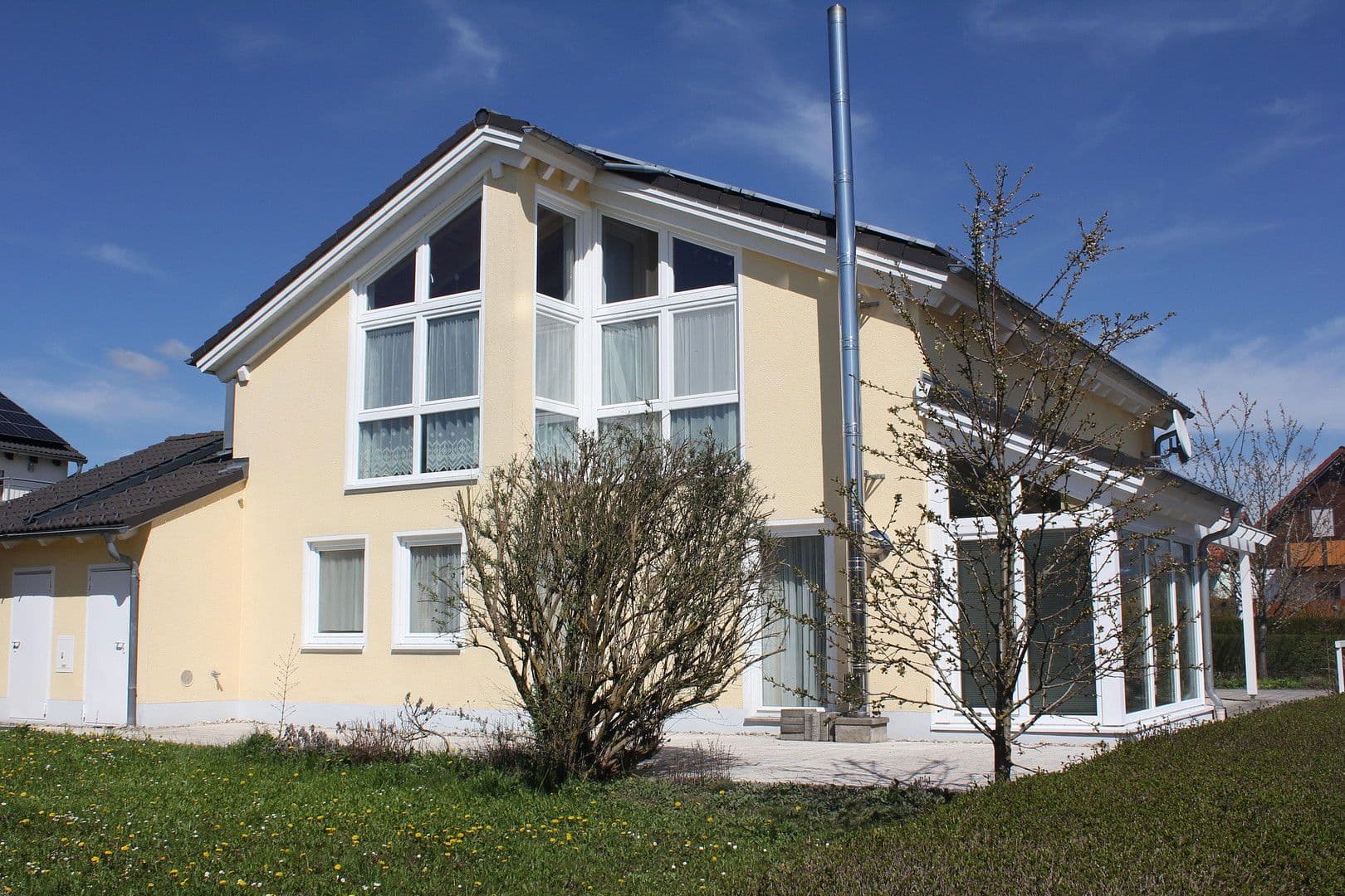 Prodej domu 180 m², pozemek 698 m², Schernfeld, Bavorsko Prodej domu 180 m², pozemek 698 m², Schernfeld, Bavorsko