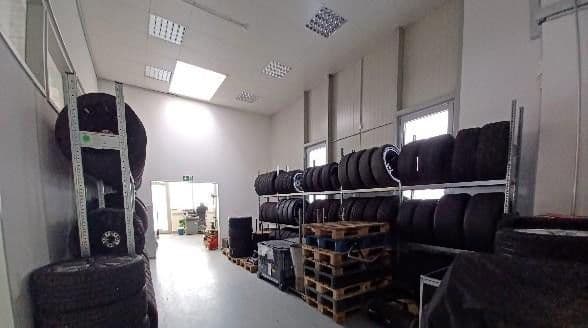 Pronájem kanceláře 895 m², Carl-Zeiss-Straße 23, Bietigheim-Bissingen, Bádensko-Württembersko Pronájem kanceláře 895 m², Carl-Zeiss-Straße 23, Bietigheim-Bissingen, Bádensko-Württembersko