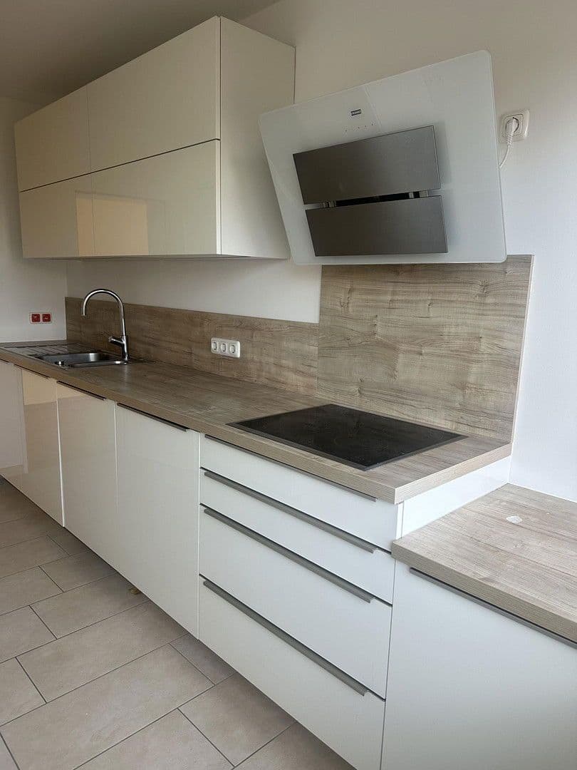 Pronájem bytu 3+1 82 m², Pöcking - Possenhofen, Bavorsko Pronájem bytu 3+1 82 m², Pöcking - Possenhofen, Bavorsko