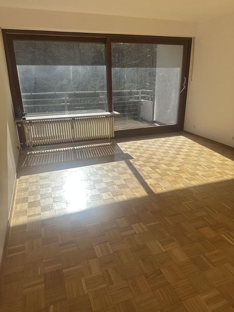 Pronájem bytu 3+1 82 m², Pöcking - Possenhofen, Bavorsko Pronájem bytu 3+1 82 m², Pöcking - Possenhofen, Bavorsko