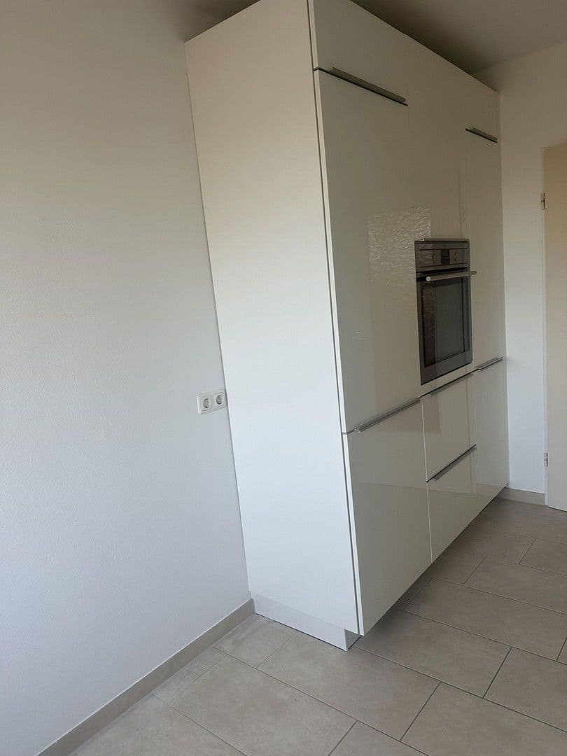Pronájem bytu 3+1 82 m², Pöcking - Possenhofen, Bavorsko Pronájem bytu 3+1 82 m², Pöcking - Possenhofen, Bavorsko