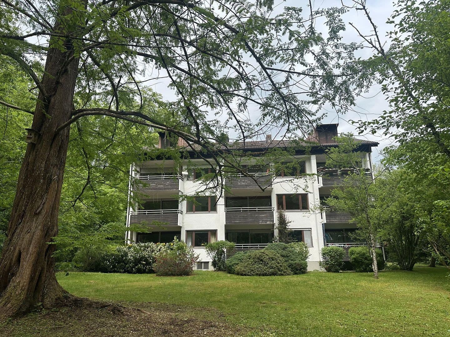 Pronájem bytu 3+1 82 m², Pöcking - Possenhofen, Bavorsko Pronájem bytu 3+1 82 m², Pöcking - Possenhofen, Bavorsko