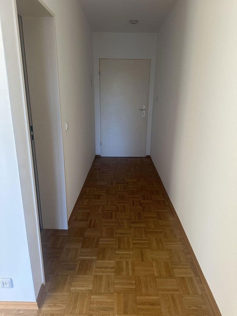 Pronájem bytu 3+1 82 m², Pöcking - Possenhofen, Bavorsko Pronájem bytu 3+1 82 m², Pöcking - Possenhofen, Bavorsko