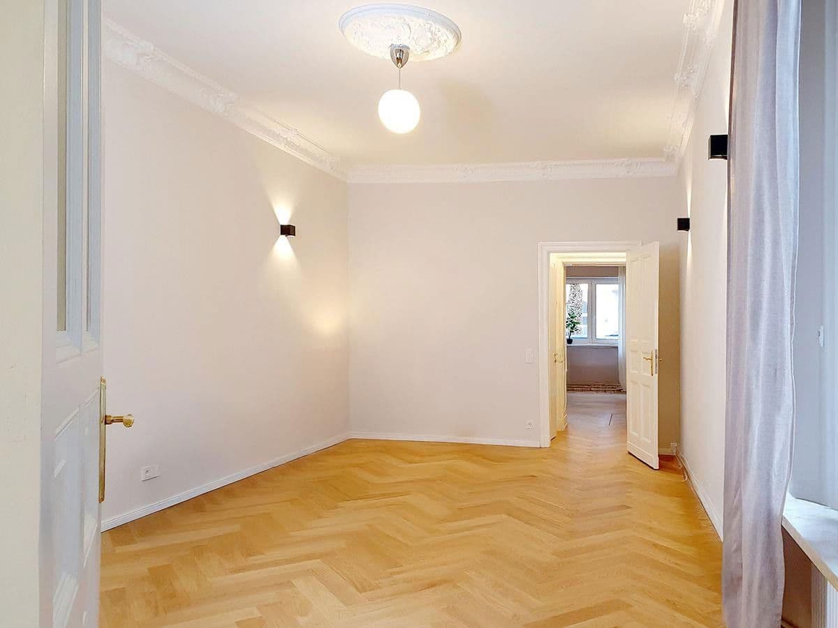 Pronájem bytu 4+1 102 m², Herderstraße 5, Berlin, Berlín Pronájem bytu 4+1 102 m², Herderstraße 5, Berlin, Berlín
