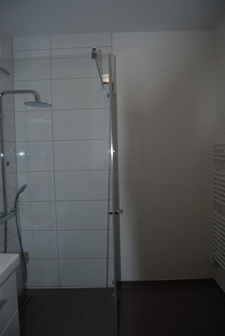 Prodej bytu 3+1 89 m², Mecklenburger Weg 3, Bremerhaven, Bremen Prodej bytu 3+1 89 m², Mecklenburger Weg 3, Bremerhaven, Bremen