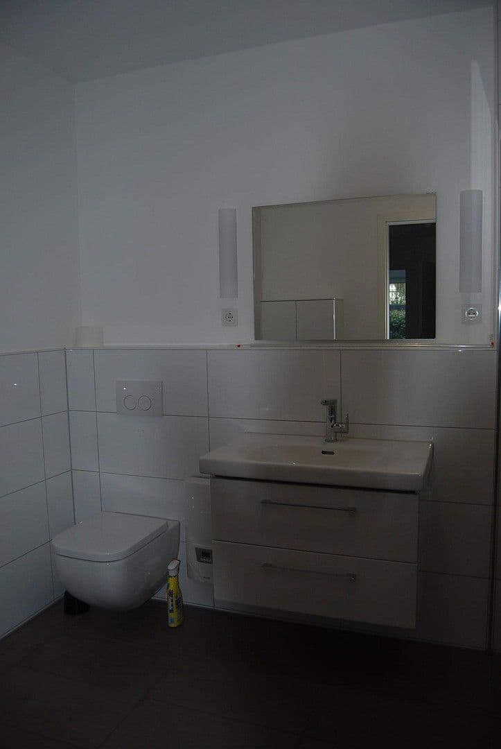 Prodej bytu 3+1 89 m², Mecklenburger Weg 3, Bremerhaven, Bremen Prodej bytu 3+1 89 m², Mecklenburger Weg 3, Bremerhaven, Bremen