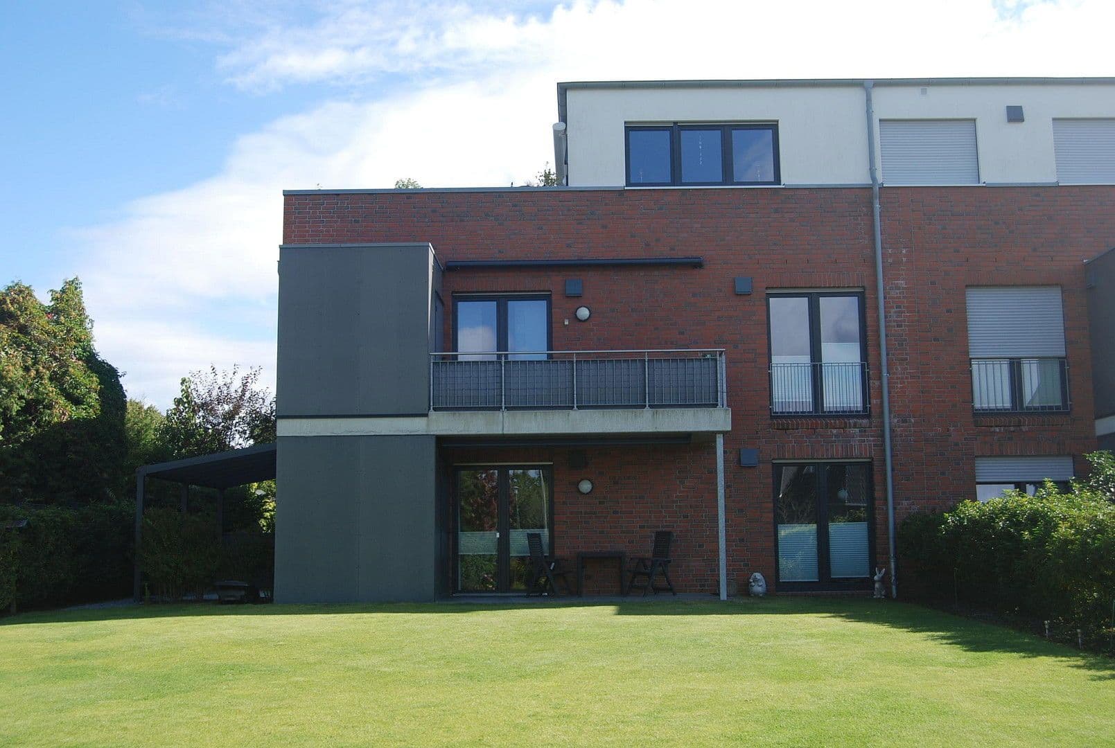 Prodej bytu 3+1 89 m², Mecklenburger Weg 3, Bremerhaven, Bremen Prodej bytu 3+1 89 m², Mecklenburger Weg 3, Bremerhaven, Bremen