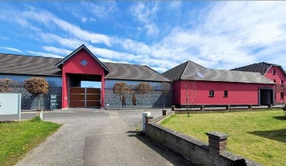 Prodej domu 703 m², pozemek 41.670 m², Niederkrüchten, Severní Porýní-Vestfálsko Prodej domu 703 m², pozemek 41.670 m², Niederkrüchten, Severní Porýní-Vestfálsko