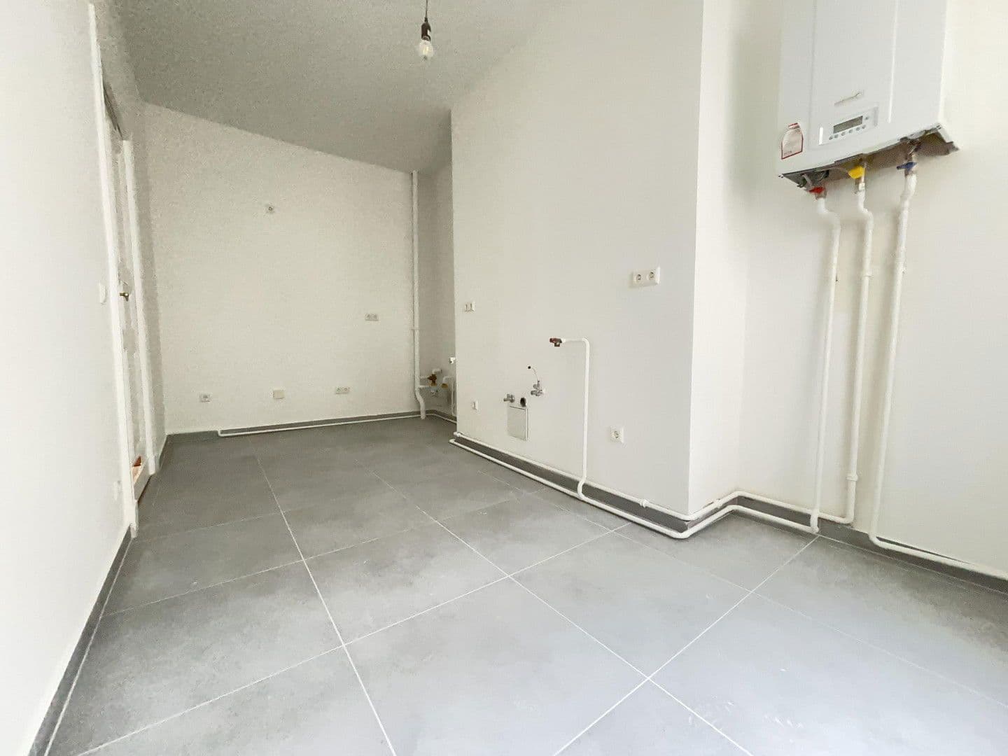 Prodej bytu 3+1 70 m², Gneisenaustraße 65, Berlin, Berlín Prodej bytu 3+1 70 m², Gneisenaustraße 65, Berlin, Berlín
