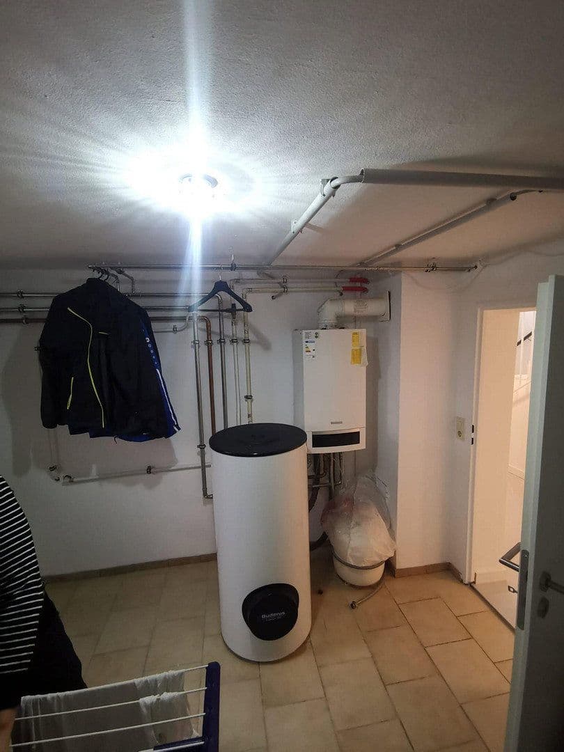 Prodej domu 180 m², pozemek 617 m², Groß-Zimmerner Str. 25, Reinheim, Hessen Prodej domu 180 m², pozemek 617 m², Groß-Zimmerner Str. 25, Reinheim, Hessen