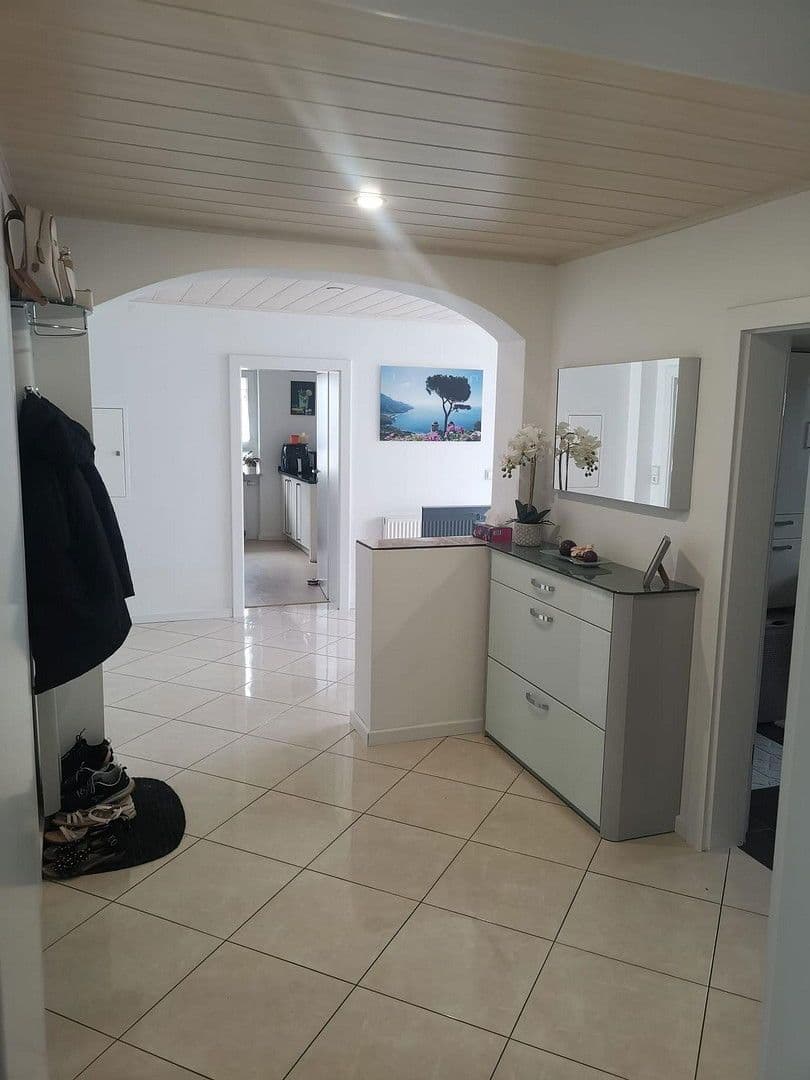 Prodej domu 180 m², pozemek 617 m², Groß-Zimmerner Str. 25, Reinheim, Hessen Prodej domu 180 m², pozemek 617 m², Groß-Zimmerner Str. 25, Reinheim, Hessen