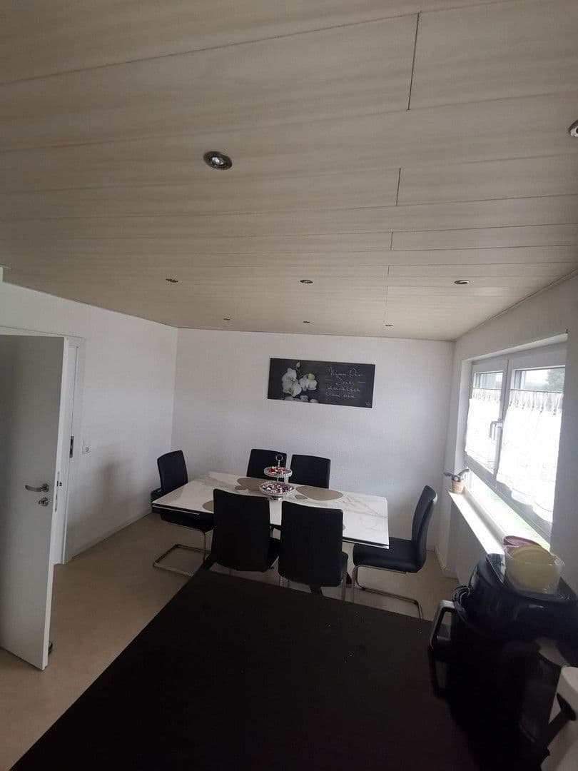 Prodej domu 180 m², pozemek 617 m², Groß-Zimmerner Str. 25, Reinheim, Hessen Prodej domu 180 m², pozemek 617 m², Groß-Zimmerner Str. 25, Reinheim, Hessen