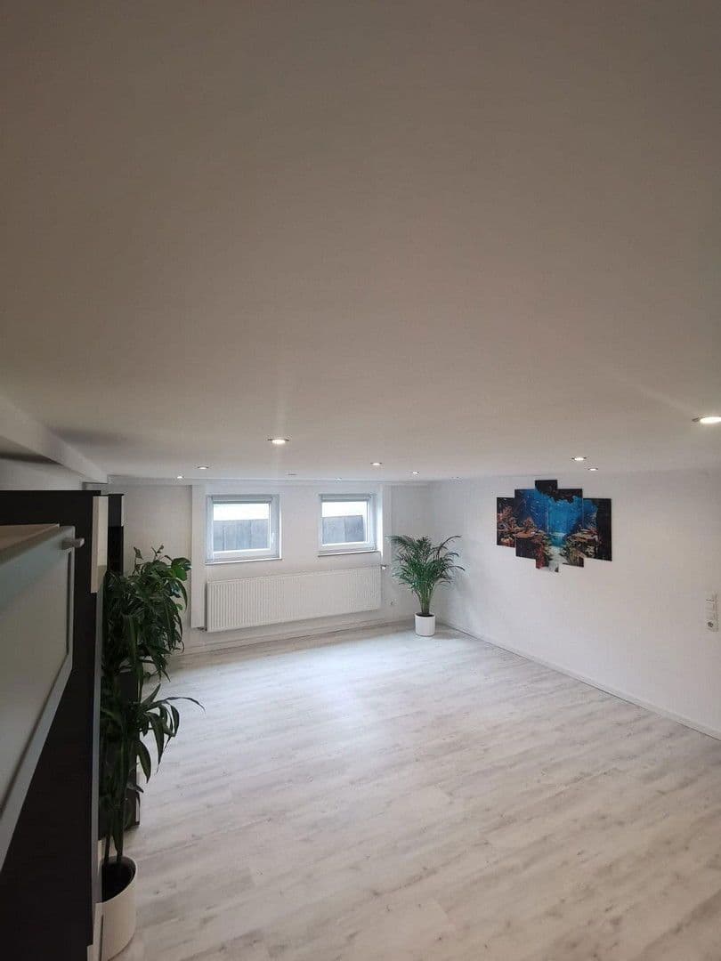 Prodej domu 180 m², pozemek 617 m², Groß-Zimmerner Str. 25, Reinheim, Hessen Prodej domu 180 m², pozemek 617 m², Groß-Zimmerner Str. 25, Reinheim, Hessen