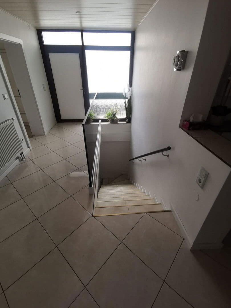 Prodej domu 180 m², pozemek 617 m², Groß-Zimmerner Str. 25, Reinheim, Hessen Prodej domu 180 m², pozemek 617 m², Groß-Zimmerner Str. 25, Reinheim, Hessen