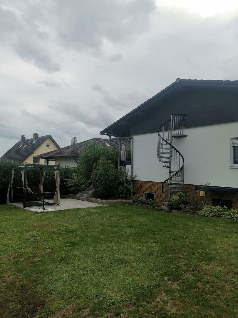 Prodej domu 180 m², pozemek 617 m², Groß-Zimmerner Str. 25, Reinheim, Hessen Prodej domu 180 m², pozemek 617 m², Groß-Zimmerner Str. 25, Reinheim, Hessen