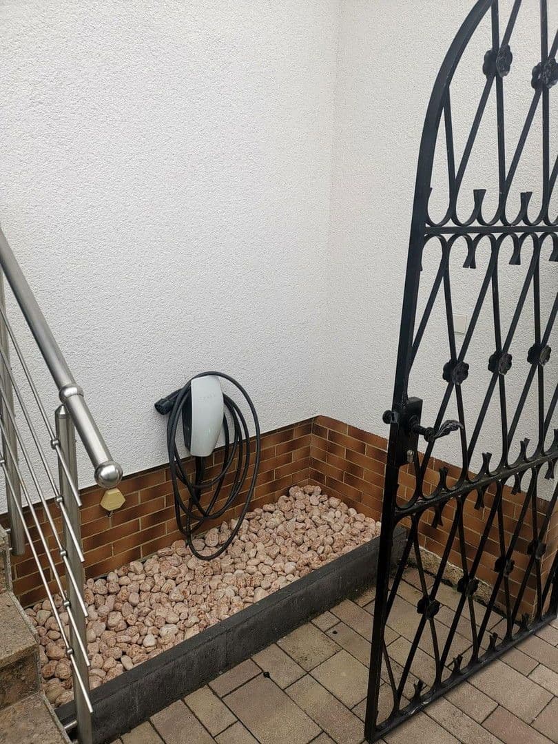 Prodej domu 180 m², pozemek 617 m², Groß-Zimmerner Str. 25, Reinheim, Hessen Prodej domu 180 m², pozemek 617 m², Groß-Zimmerner Str. 25, Reinheim, Hessen