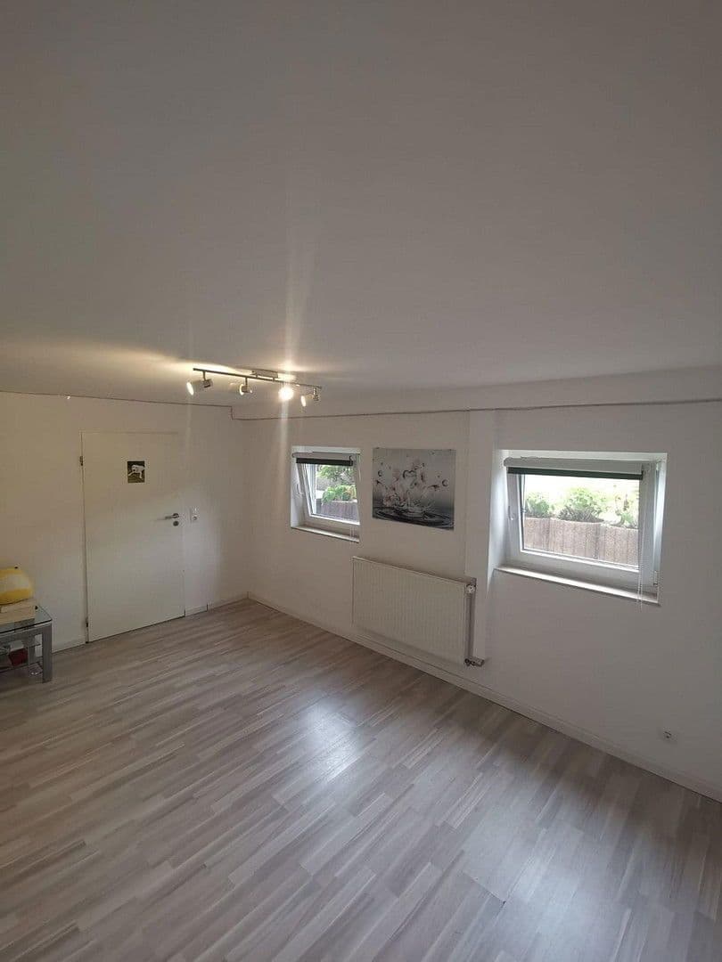 Prodej domu 180 m², pozemek 617 m², Groß-Zimmerner Str. 25, Reinheim, Hessen Prodej domu 180 m², pozemek 617 m², Groß-Zimmerner Str. 25, Reinheim, Hessen