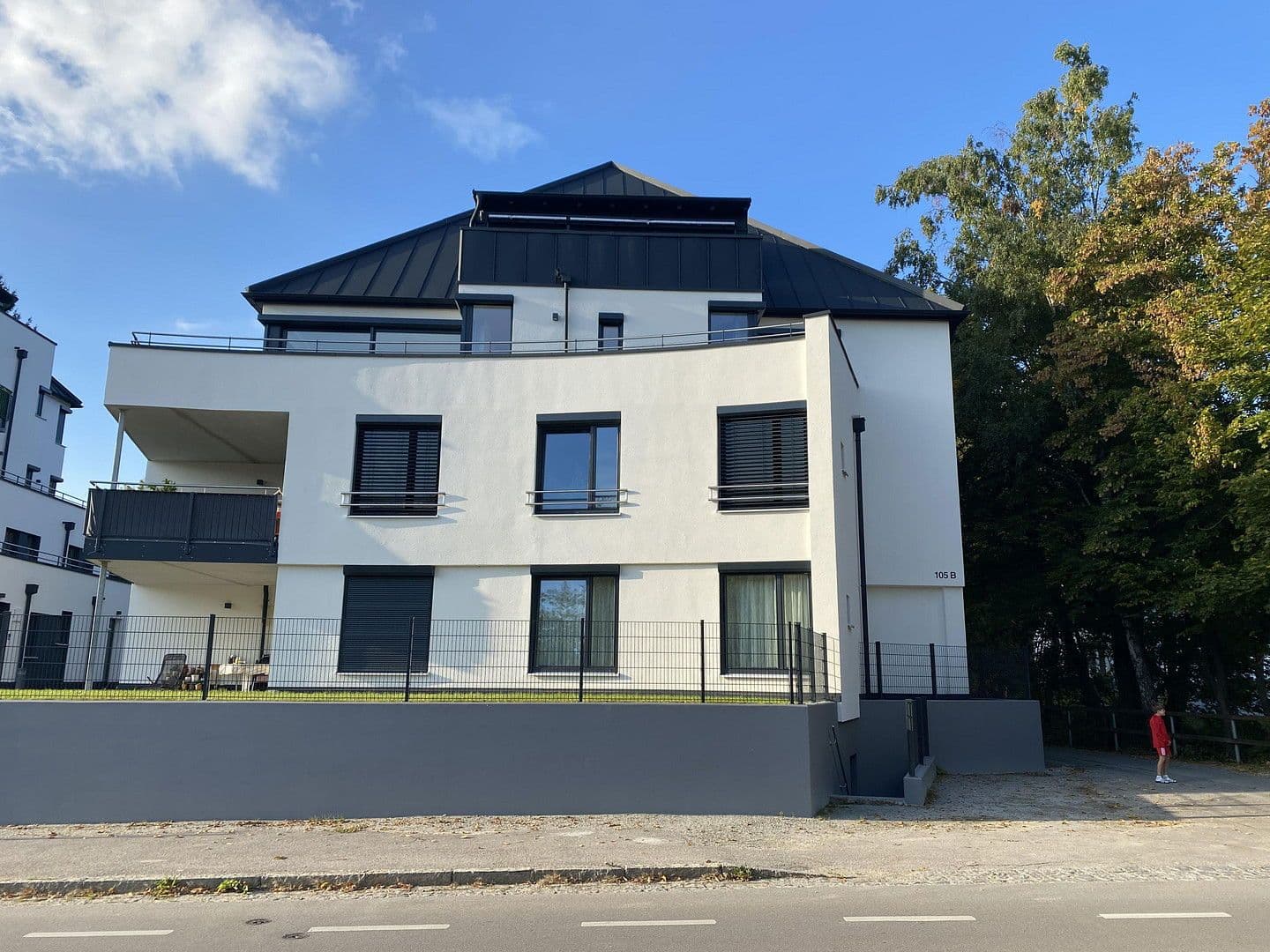 Prodej bytu 3+1 91 m², Pfarrkirchener Str. 105 b, Eggenfelden, Bavorsko Prodej bytu 3+1 91 m², Pfarrkirchener Str. 105 b, Eggenfelden, Bavorsko