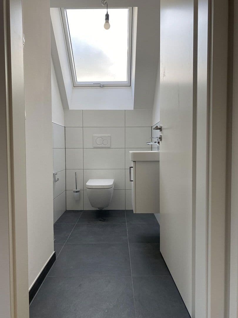 Prodej bytu 3+1 91 m², Pfarrkirchener Str. 105 b, Eggenfelden, Bavorsko Prodej bytu 3+1 91 m², Pfarrkirchener Str. 105 b, Eggenfelden, Bavorsko