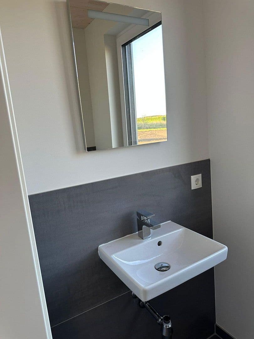 Pronájem domu 83 m², pozemek 300 m², Kraksdorf, Šlesvicko-Holštýnsko Pronájem domu 83 m², pozemek 300 m², Kraksdorf, Šlesvicko-Holštýnsko