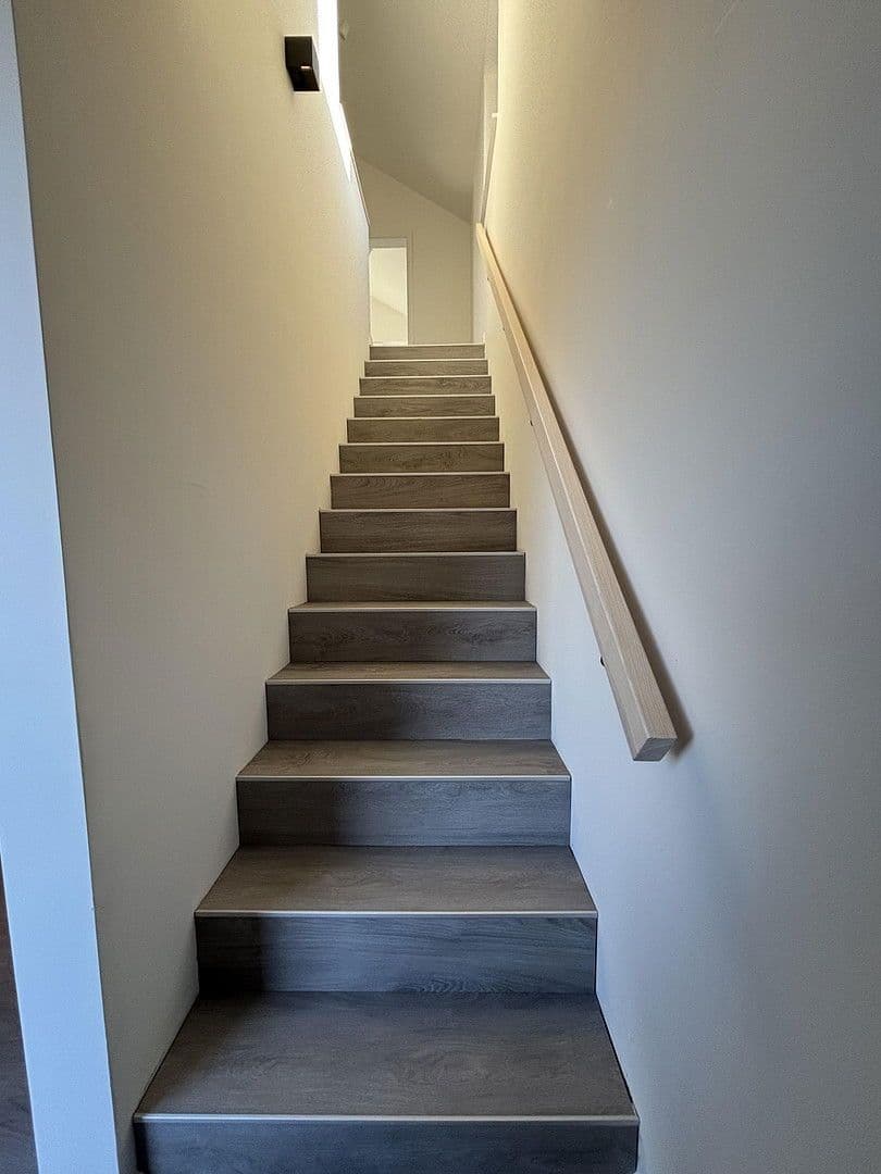 Pronájem domu 83 m², pozemek 300 m², Kraksdorf, Šlesvicko-Holštýnsko Pronájem domu 83 m², pozemek 300 m², Kraksdorf, Šlesvicko-Holštýnsko