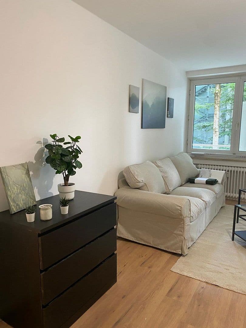 Pronájem bytu 68 m², Ampfingstraße 37, München, Bavorsko Pronájem bytu 68 m², Ampfingstraße 37, München, Bavorsko