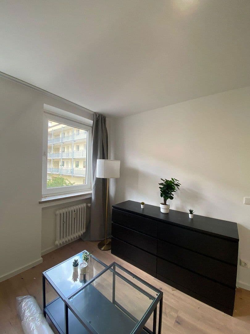 Pronájem bytu 68 m², Ampfingstraße 37, München, Bavorsko Pronájem bytu 68 m², Ampfingstraße 37, München, Bavorsko