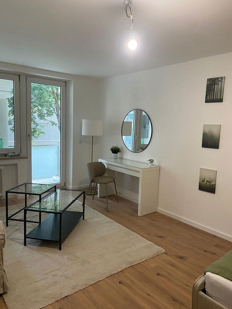 Pronájem bytu 68 m², Ampfingstraße 37, München, Bavorsko Pronájem bytu 68 m², Ampfingstraße 37, München, Bavorsko