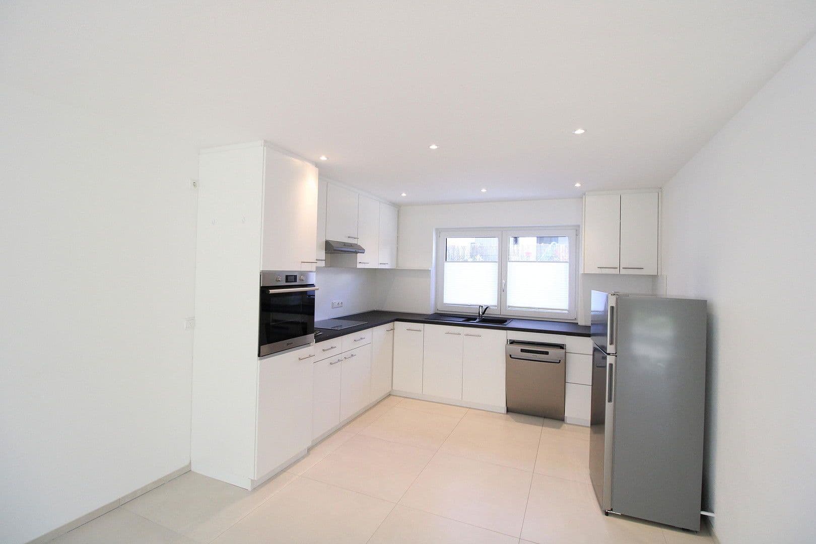 Pronájem domu 172 m², pozemek 330 m², Egling-Deining, Bavorsko Pronájem domu 172 m², pozemek 330 m², Egling-Deining, Bavorsko