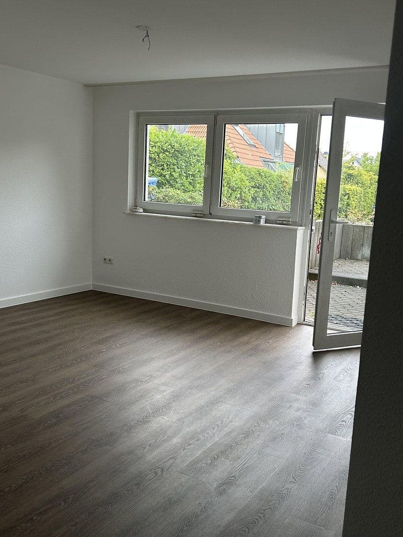 Pronájem bytu 2+1 50 m², Erftstadt, Severní Porýní-Vestfálsko Pronájem bytu 2+1 50 m², Erftstadt, Severní Porýní-Vestfálsko