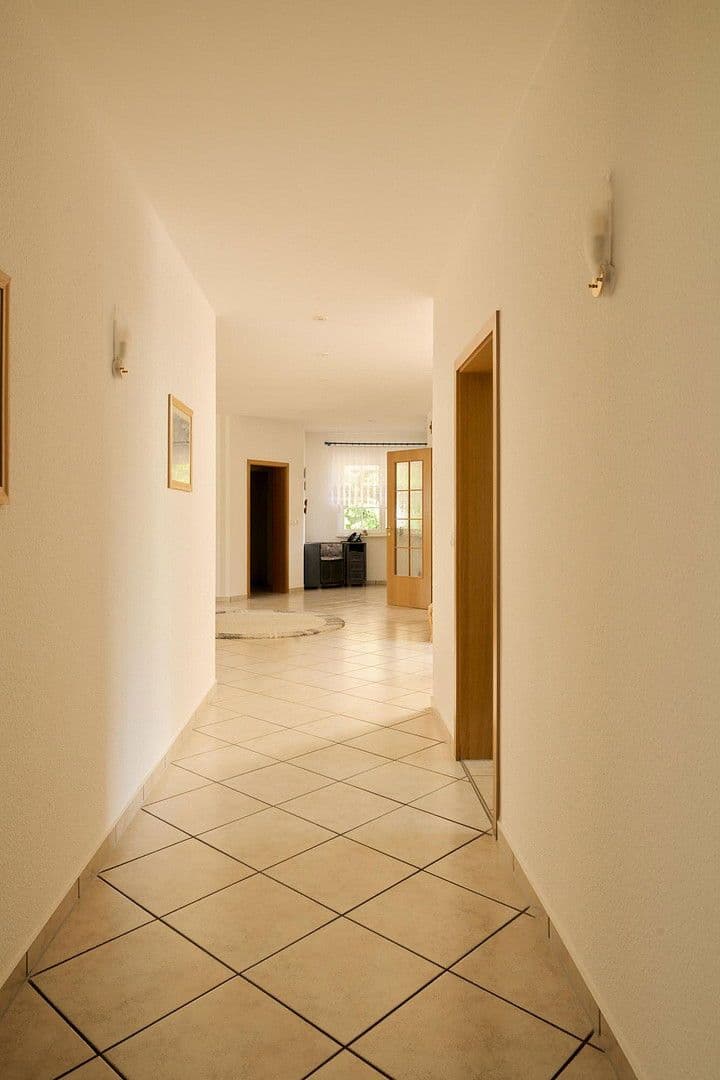 Prodej domu 277 m², pozemek 3.439 m², Treuenbrietzen, Braniborsko Prodej domu 277 m², pozemek 3.439 m², Treuenbrietzen, Braniborsko