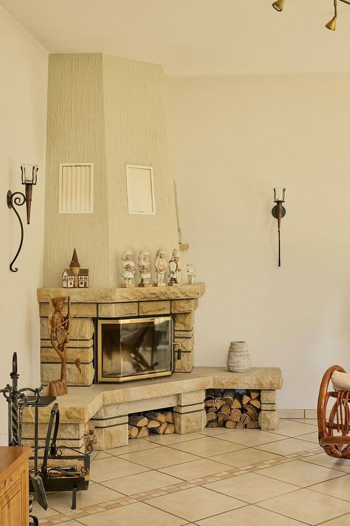 Prodej domu 277 m², pozemek 3.439 m², Treuenbrietzen, Braniborsko Prodej domu 277 m², pozemek 3.439 m², Treuenbrietzen, Braniborsko