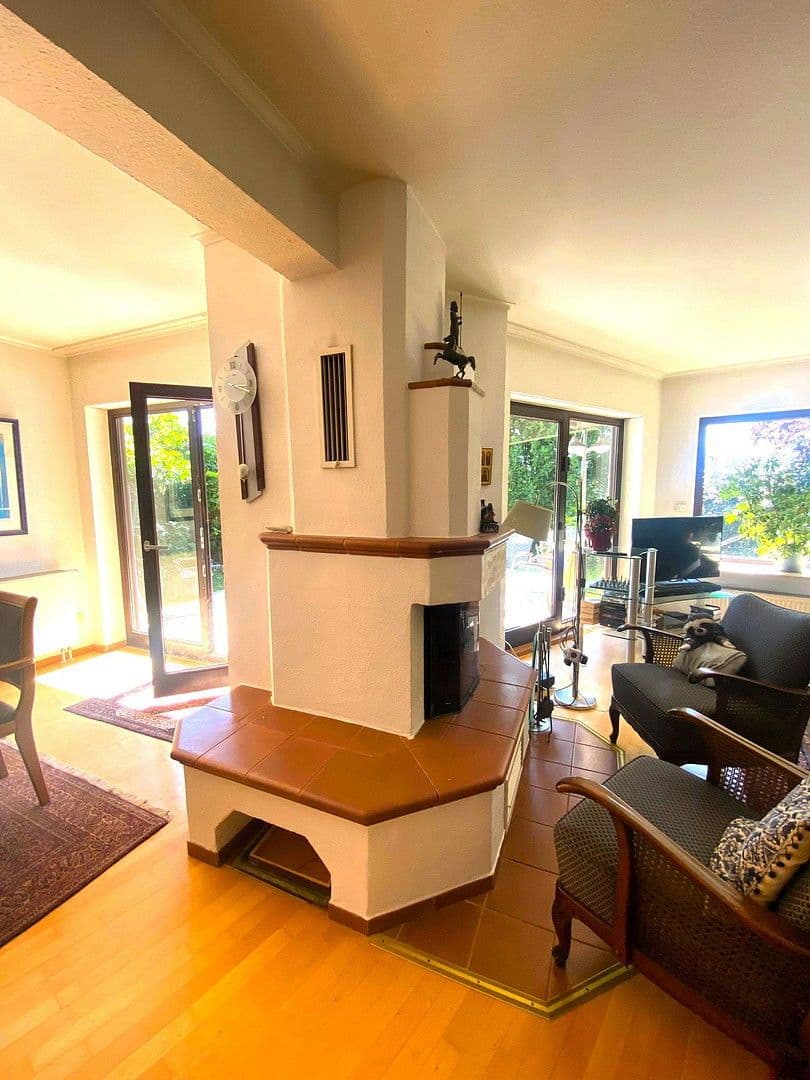 Prodej domu 174 m², pozemek 259 m², Meckenheim, Severní Porýní-Vestfálsko Prodej domu 174 m², pozemek 259 m², Meckenheim, Severní Porýní-Vestfálsko