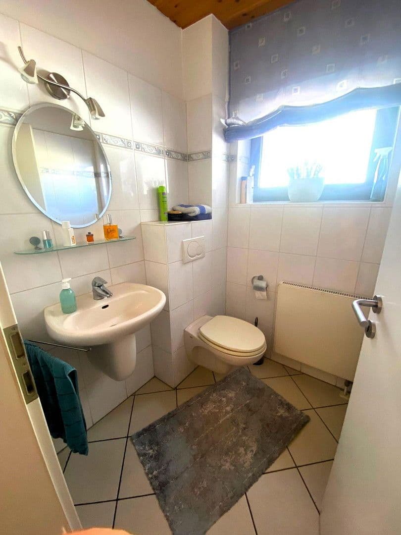 Prodej domu 174 m², pozemek 259 m², Meckenheim, Severní Porýní-Vestfálsko Prodej domu 174 m², pozemek 259 m², Meckenheim, Severní Porýní-Vestfálsko