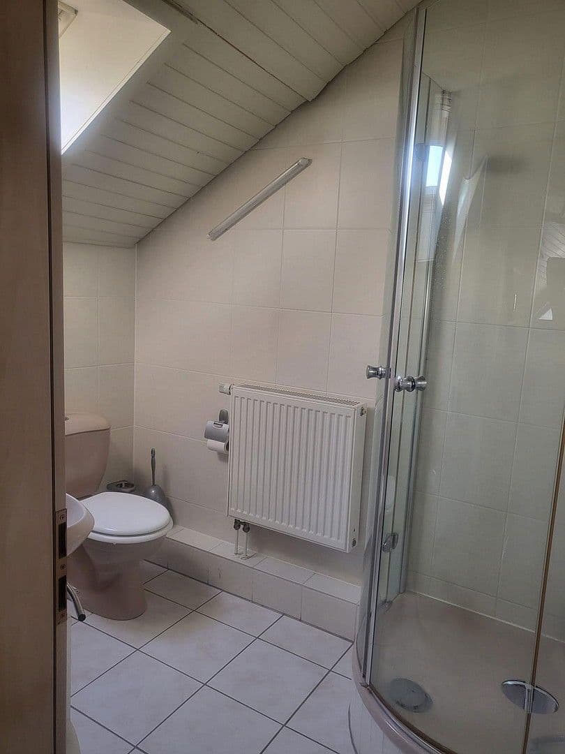 Prodej domu 174 m², pozemek 259 m², Meckenheim, Severní Porýní-Vestfálsko Prodej domu 174 m², pozemek 259 m², Meckenheim, Severní Porýní-Vestfálsko