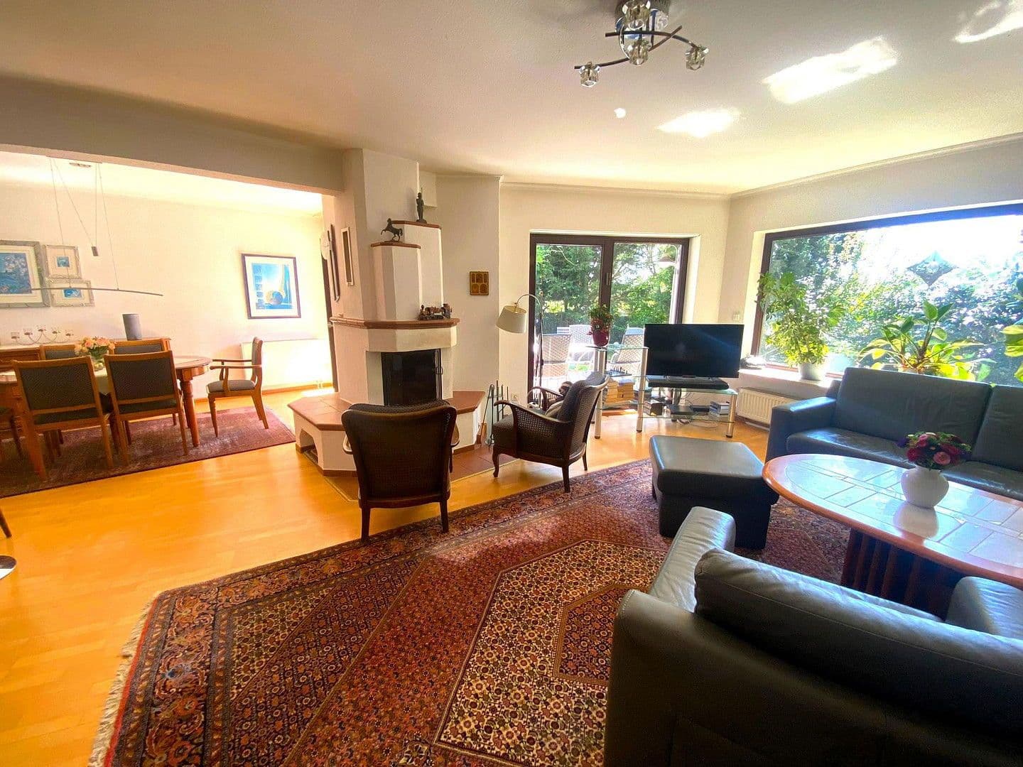 Prodej domu 174 m², pozemek 259 m², Meckenheim, Severní Porýní-Vestfálsko Prodej domu 174 m², pozemek 259 m², Meckenheim, Severní Porýní-Vestfálsko