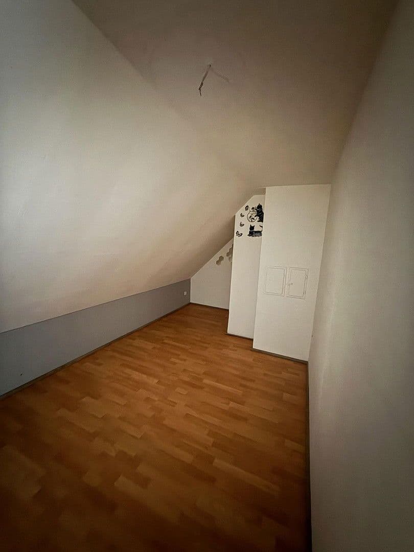 Pronájem nebytového prostoru 250 m², Marktstraße 5, Rottenburg am Neckar, Bádensko-Württembersko Pronájem nebytového prostoru 250 m², Marktstraße 5, Rottenburg am Neckar, Bádensko-Württembersko