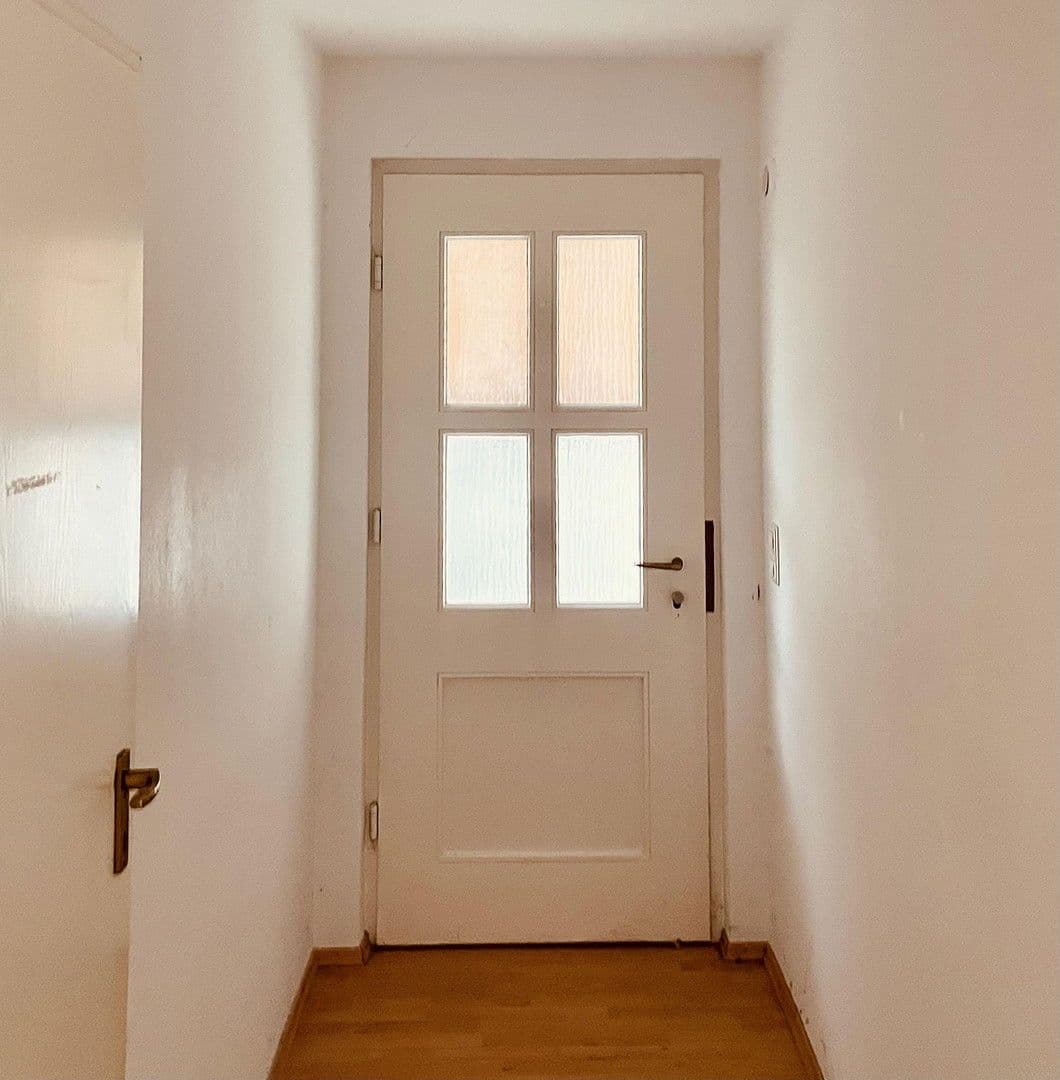 Prodej domu 176 m², pozemek 471 m², Simmozheim, Bádensko-Württembersko Prodej domu 176 m², pozemek 471 m², Simmozheim, Bádensko-Württembersko